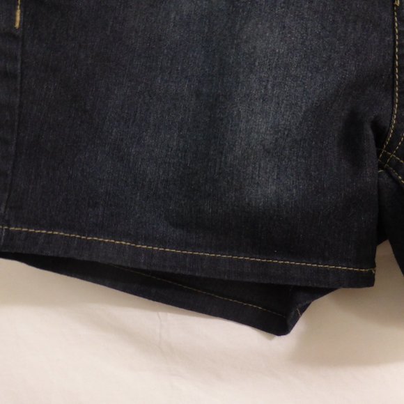 BABY PHAT GIRLS, size 16, stretch, denim shorts, sequin design back pockets BNWT - Picture 8 of 16
